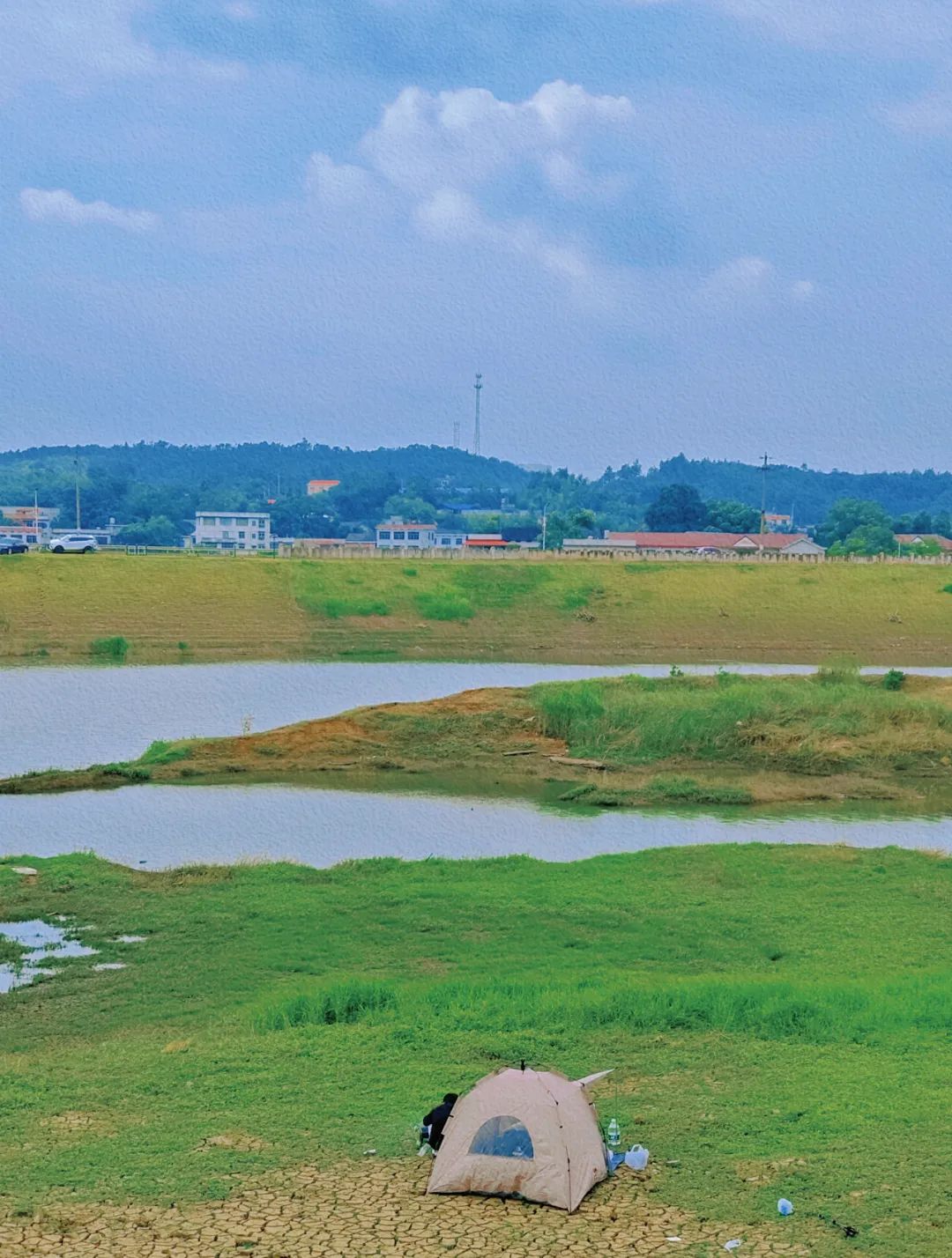 DƬ